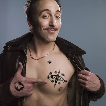 Vízálló ideiglenes tetováló matrica Bolygó iránytű Hamis Tatto Flash Tatoo láb Kar vissza Nagy méretű testművészet férfiaknak Lány nők