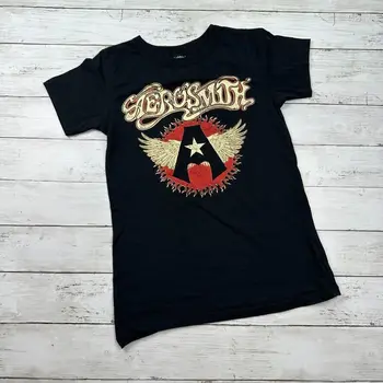 2008 Aerosmith A Wings logó fekete női póló méret közepes rövid ujjú