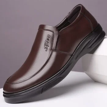 Fekete Új bőrcipő Férfi diák üzleti formális viselet Koreai férfi cipő Ifjúsági brit stílusú sportcipő Férfi cipő