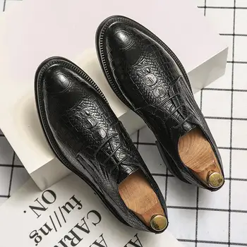 Férfi cipők 2023 tavasz Új férfi üzlet Hivatalos alkalmi bőrcipők szakács Fekete munka Munkavédelem Divatos cipők Ifjúság