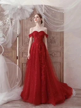 Luxus estélyi ruhák Piros váll 3D virágos csipke rátétes báli ruhák Női hivatalos alkalmi ruhák Násznép ruhák