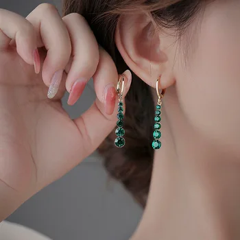 Luxus zöld cirkon hosszú bojt fülbevaló nőknek Koreai divat fényes pillangó temperamentum fülbevaló lányok divatos fülékszerek