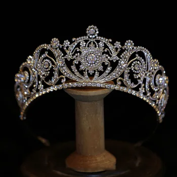 Strasszok Cirkon kocka Menyasszonyi tiara Esküvői koszorúslányok Hajkorona kiegészítők Ezüst színű női parti báli ékszerek