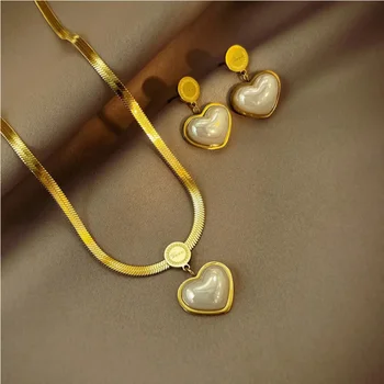 Új gyönyörű rozsdamentes acél nyaklánc Női szív alakú gyöngy medál temperamentum lány esküvői parti ékszer ajándék